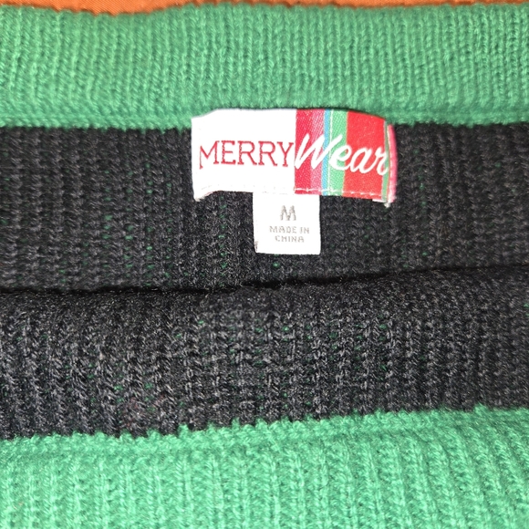 Christmas knit sweater skirt by Merry Wear Green,Red, and Black Size Medium - Picture 3 of 5